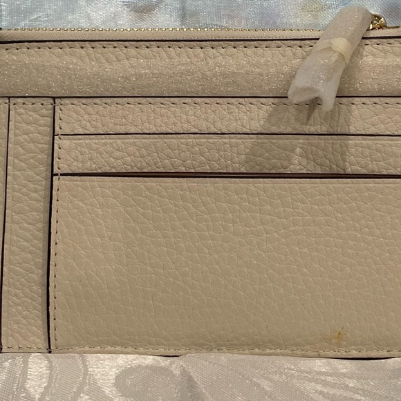 Kate Spade Cream Textured Card Holder - Picture 4 of 5